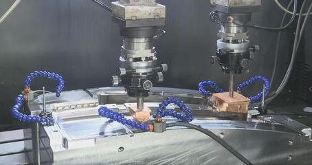 鵬準(zhǔn)模具 以工匠精神雕琢產(chǎn)業(yè)之美，以精益品質(zhì)鑄就鋼材標(biāo)桿